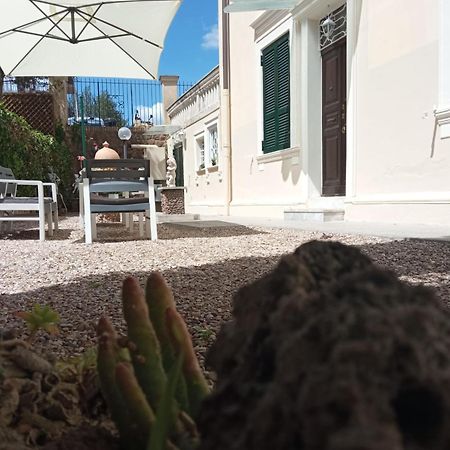 Holiday Garden House Roma Esterno foto
